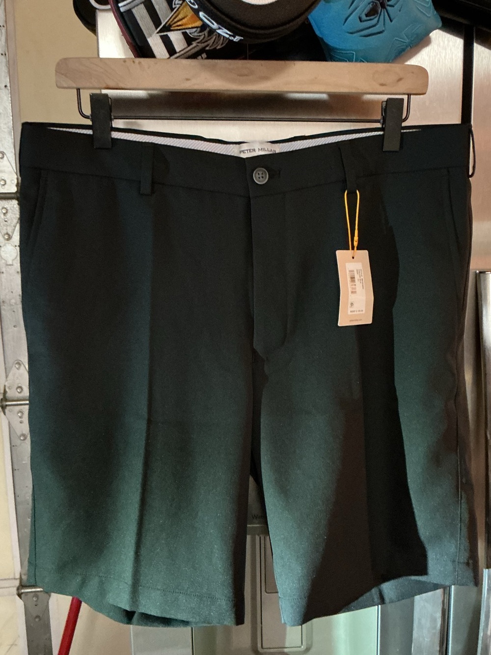 Peter Millar Salem Performance Shorts 9” size 33 NWT Black